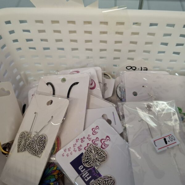 Summer Sale Basket £1.00